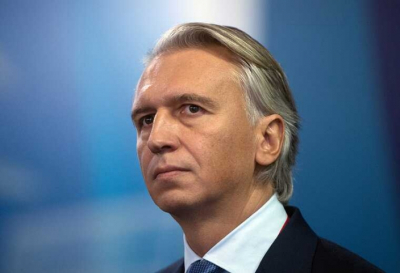 Стратегия отступления: как Дюков прячет капиталы через посредника