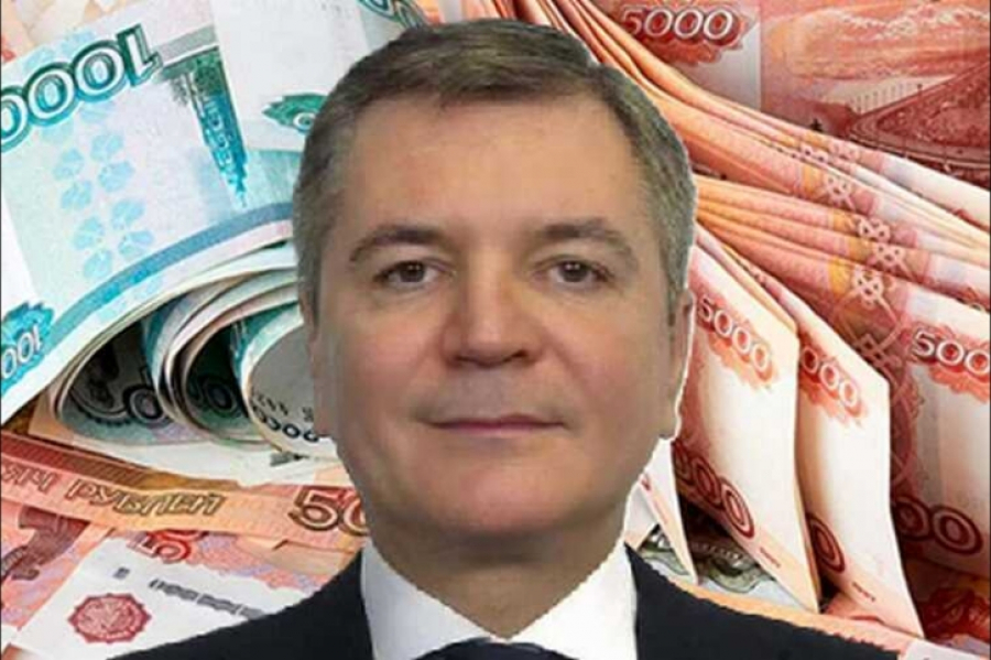 Vadim Gurinov plays hide and seek with regulators from the Federation Tower