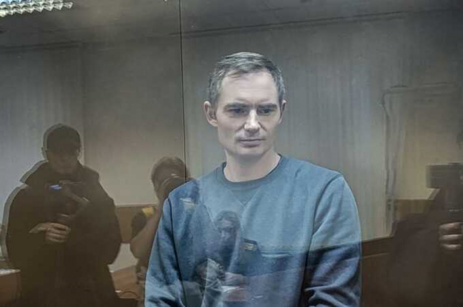 Суд по делу зампреда &laquo;Яблока&raquo; Максима Круглова начал допрос свидетелей по обвинению в распространении &laquo;фейков&raquo; о ВС РФ